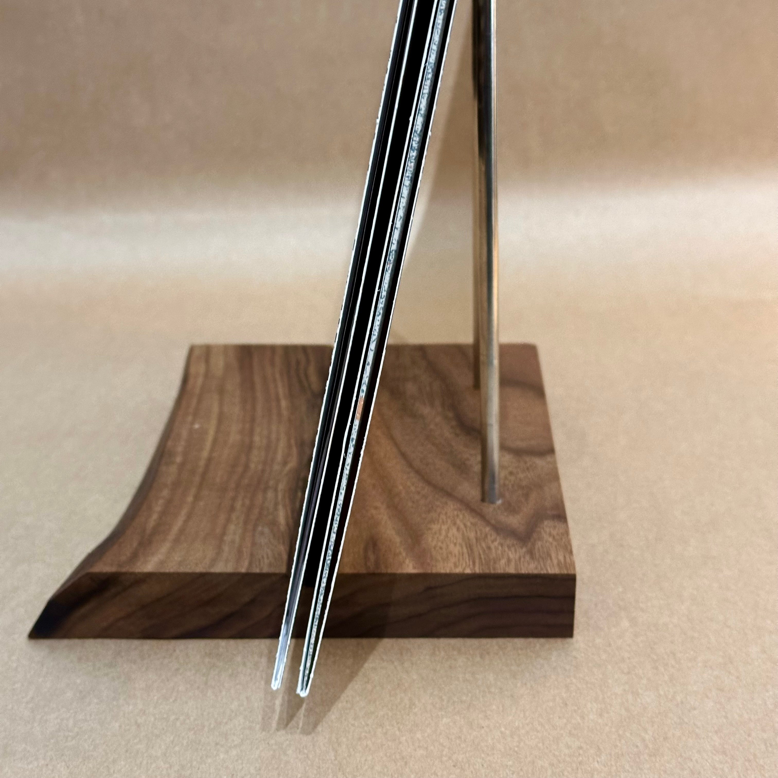 Heartwood Analog – Live Edge Tabletop Record Display – Resolute Records