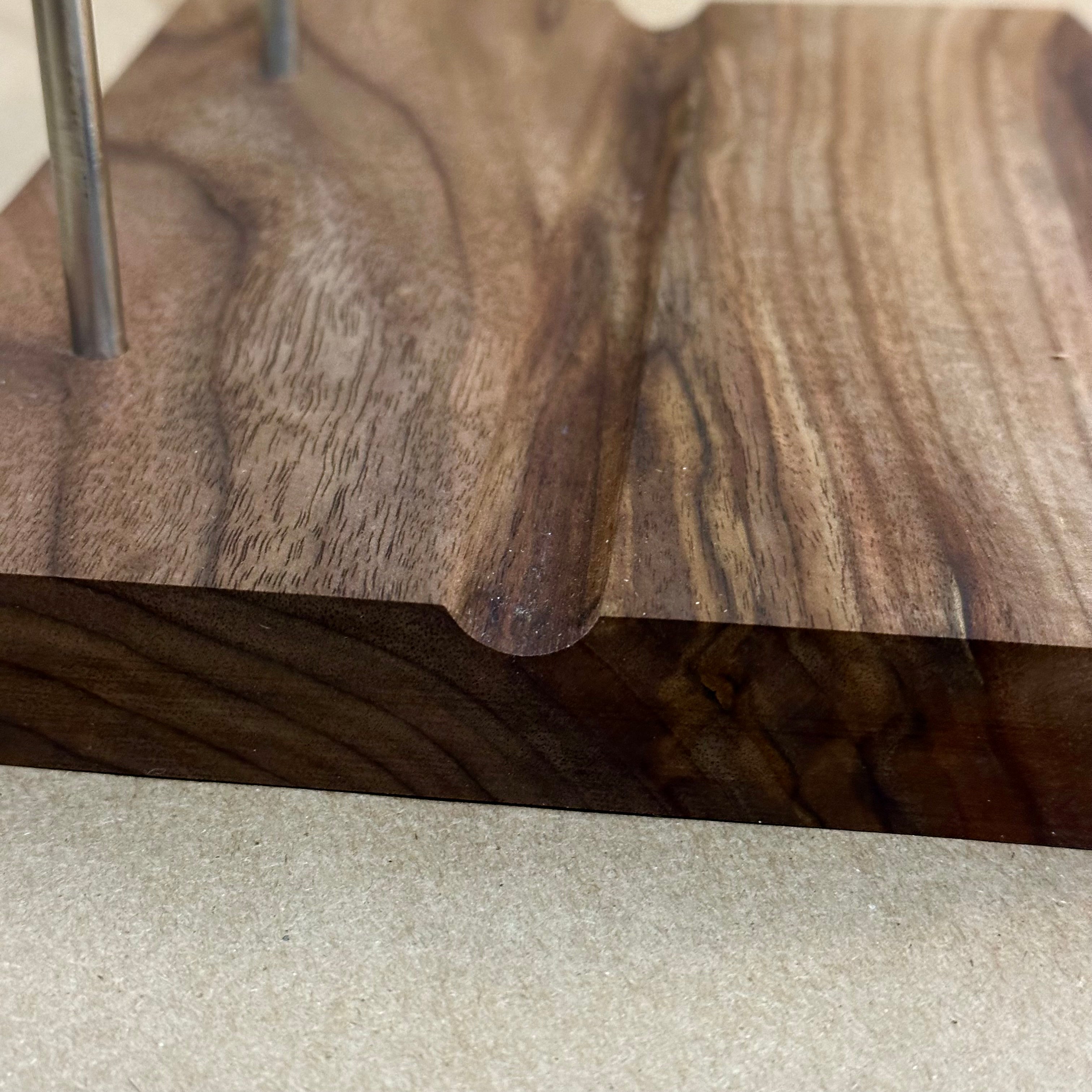 Heartwood Analog – Live Edge Tabletop Record Display – Resolute Records